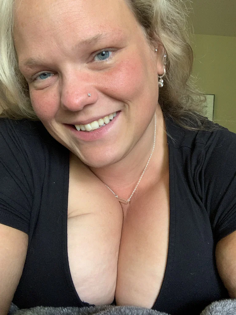 Jewels likes to play.