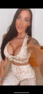 Jenn Rose's avatar