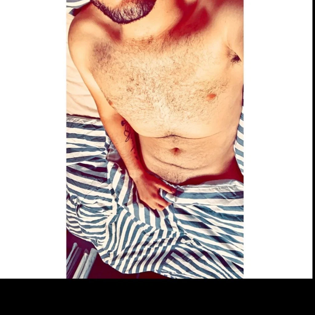 Playful Daddy 😈's avatar