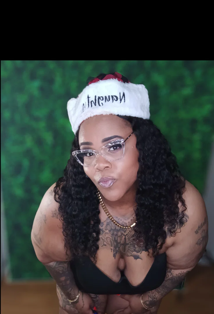 Tatted diamond profile banner