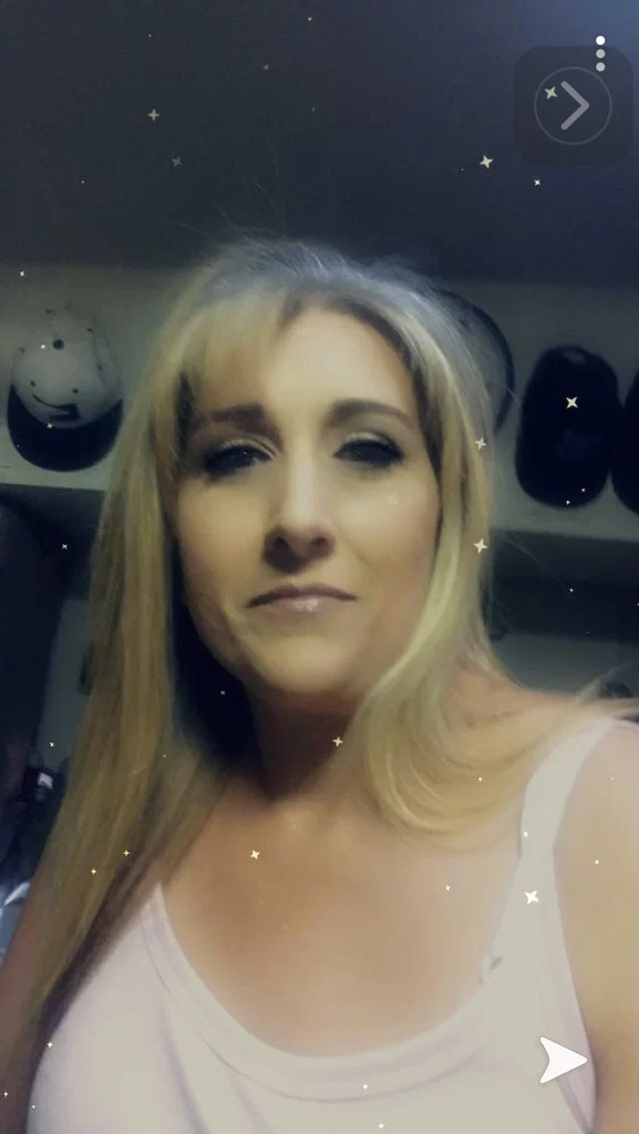 Mom2many's avatar
