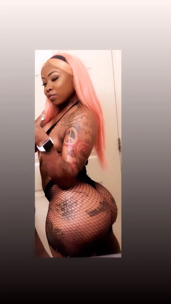 nina__miami's avatar
