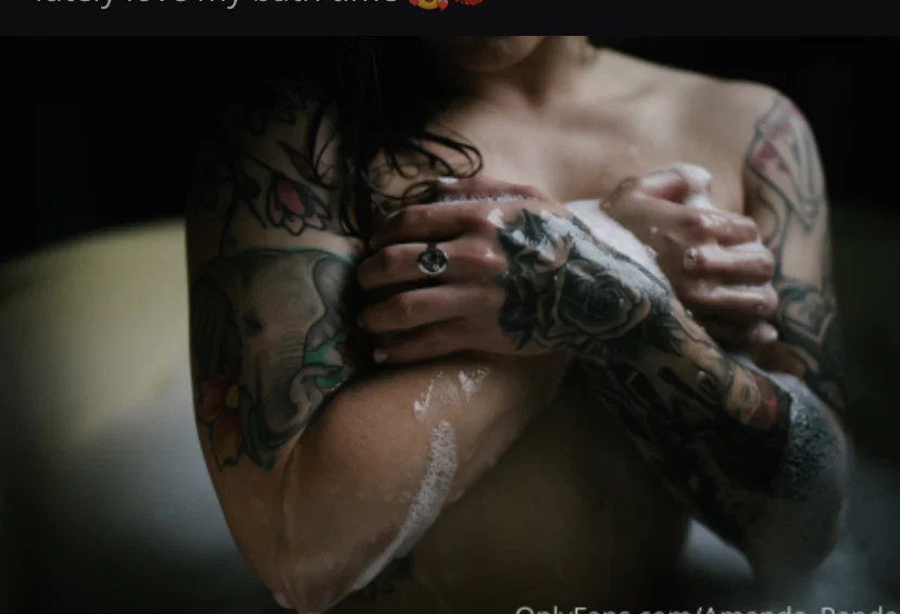 Amanda 🐼's avatar