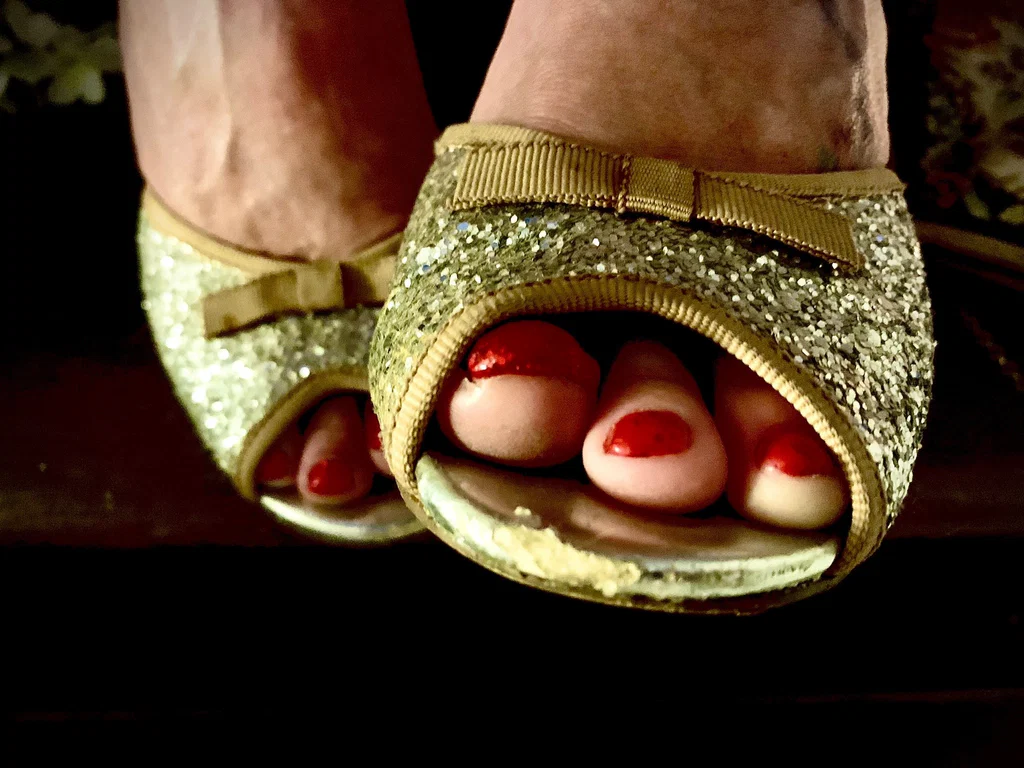 Madame Butterfly Feet's avatar