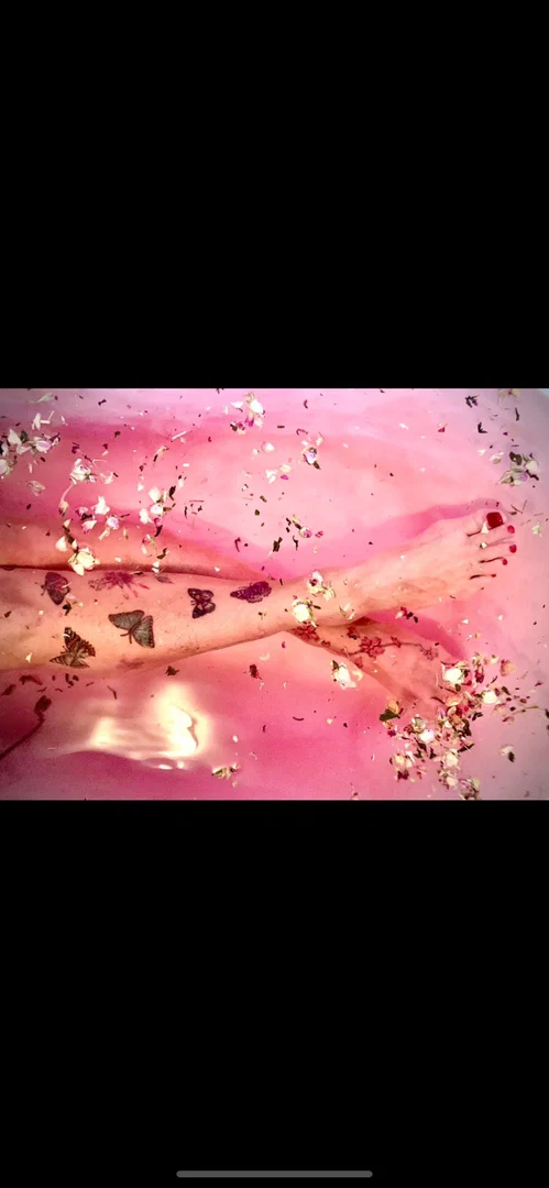 Madame Butterfly Feet profile banner