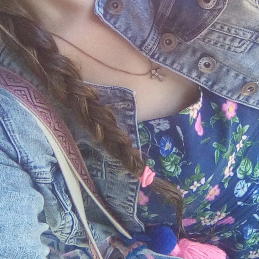 Clover Jeans 🍀👖's avatar
