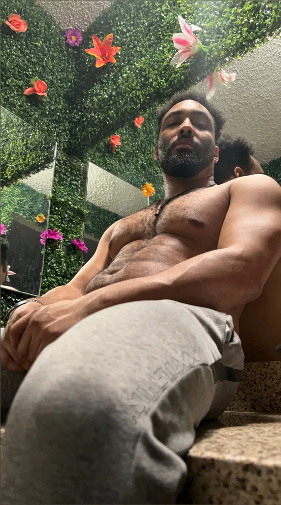 ASTHETIXX | ⚤ OF Director 🔞's avatar