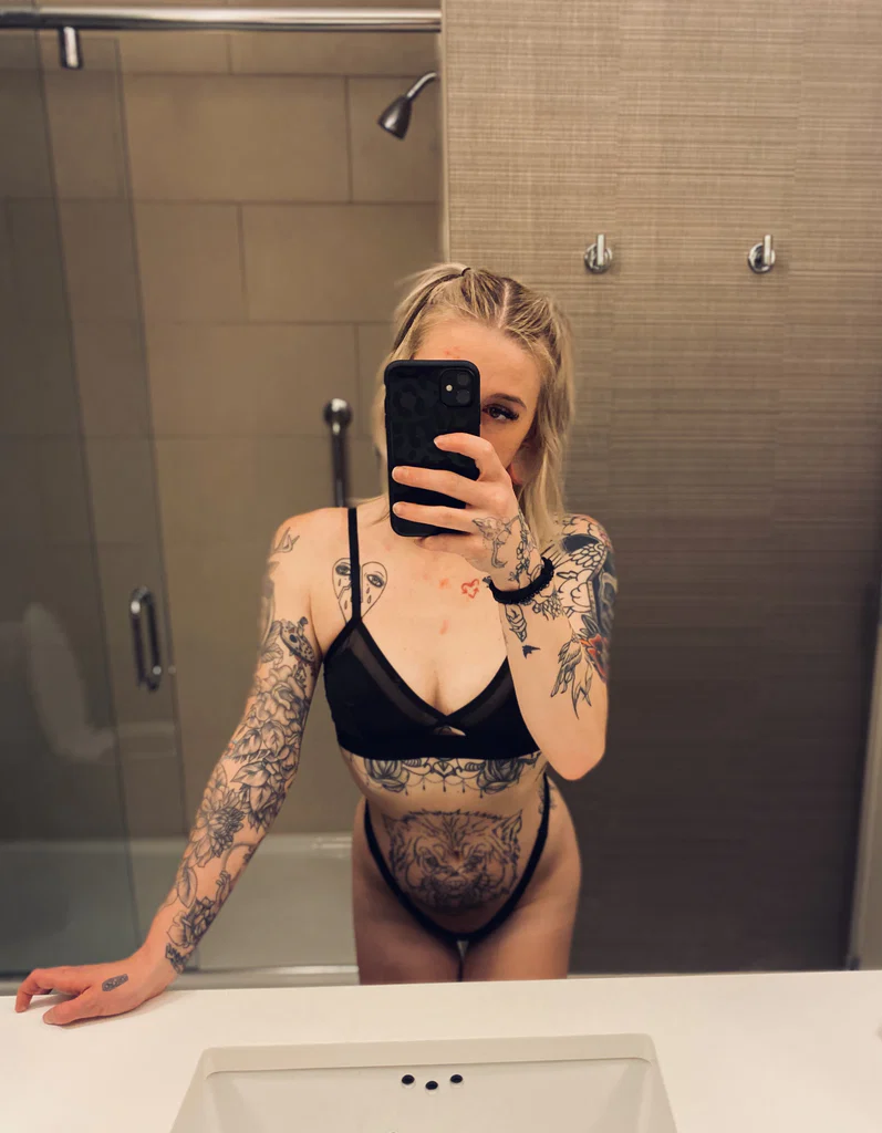 Desi Starr's avatar