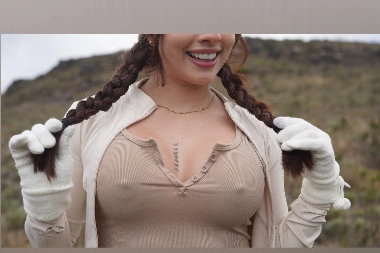 juliana tovar profile banner