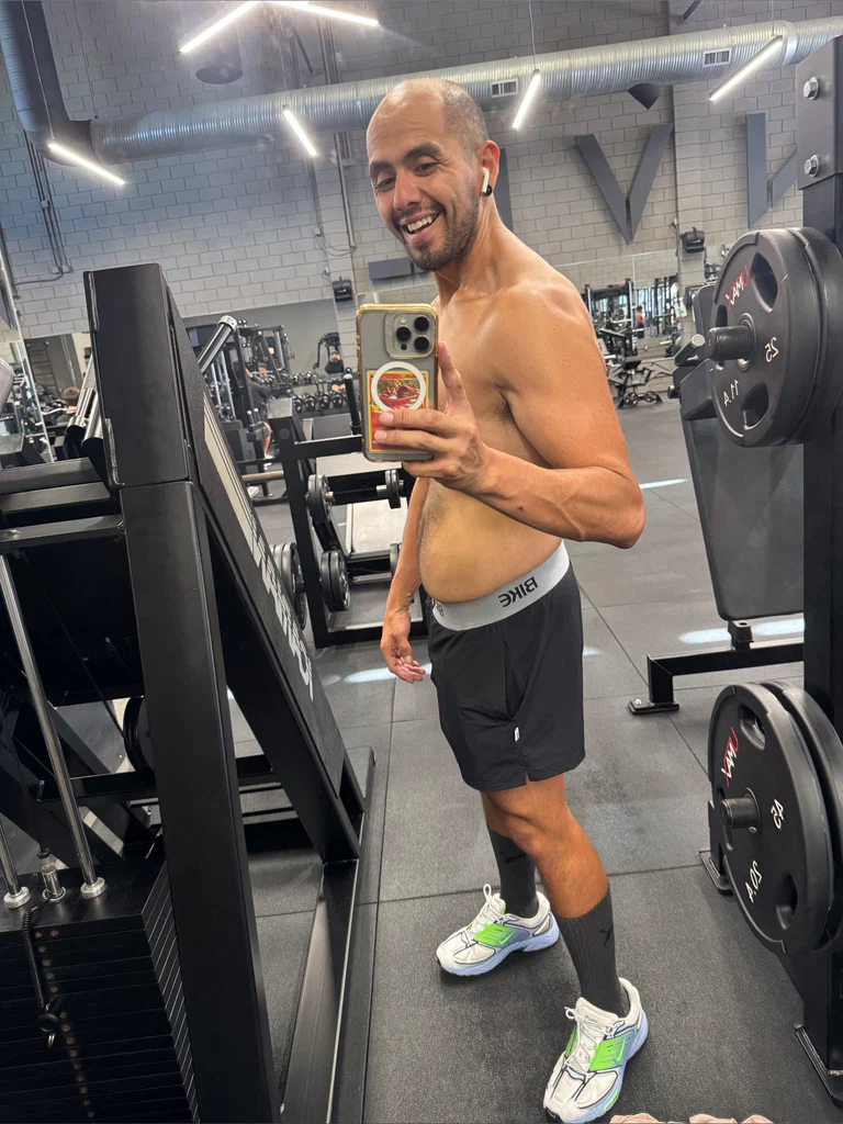 Alejandro Phoenix's avatar