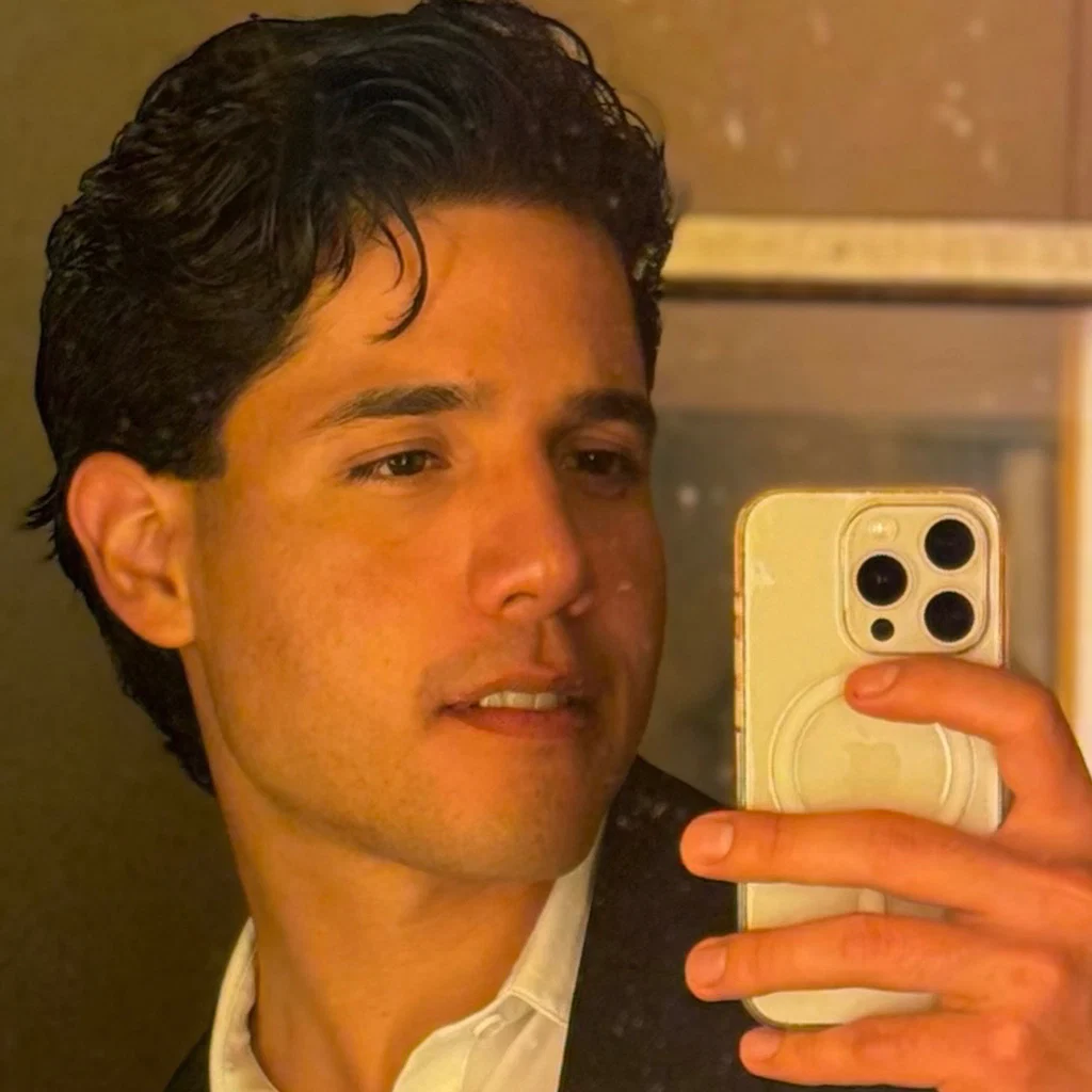 Ricardo's avatar