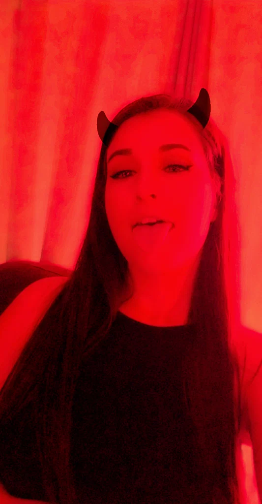 Rosalie's avatar