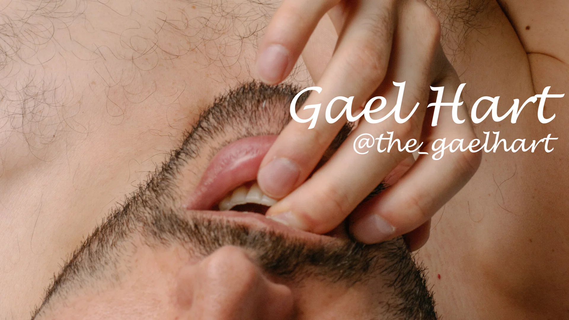 Gael Hart profile banner
