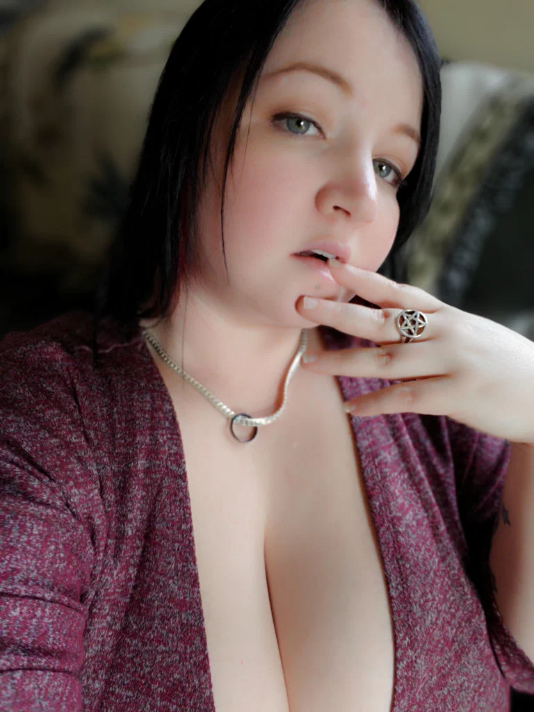 Voodoo Dolly Lynn's avatar