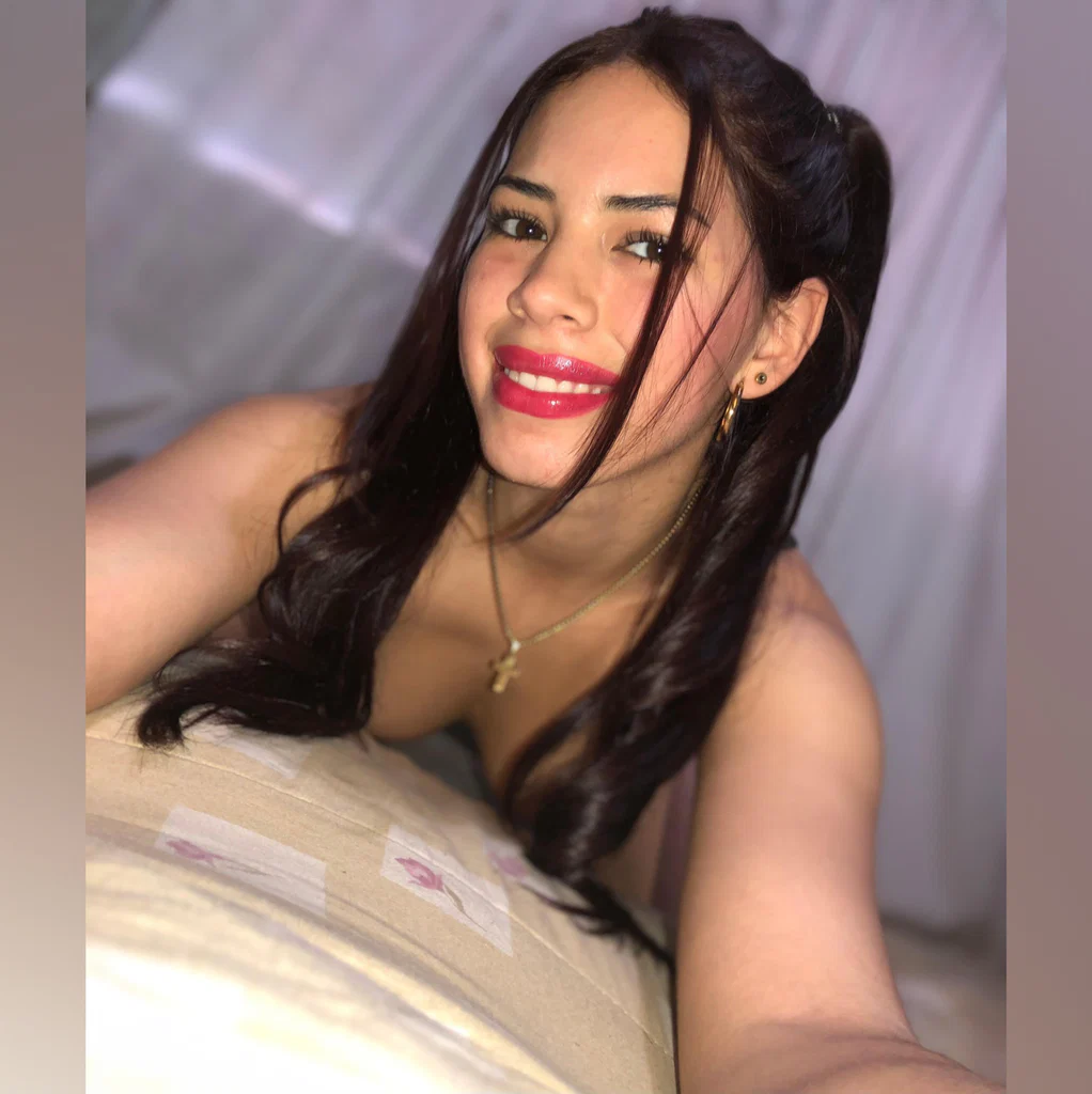 Celia💞's avatar