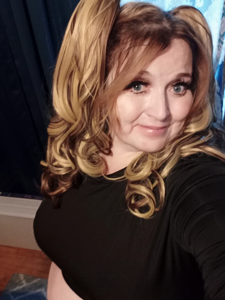 Serena Soles's avatar