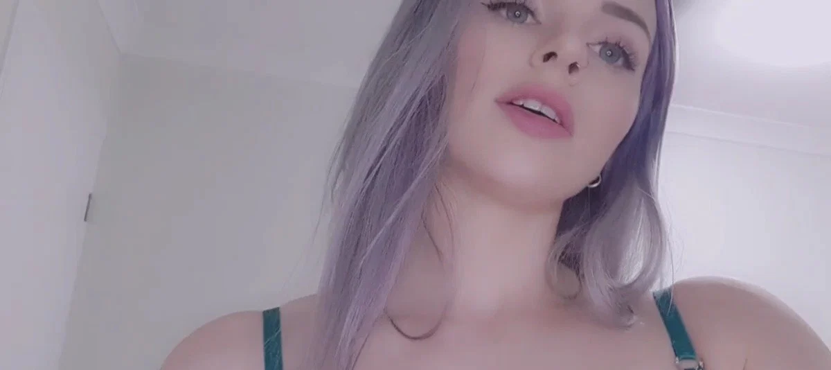 Tay β’οΈ Free π profile banner