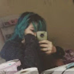 Anneliese's avatar
