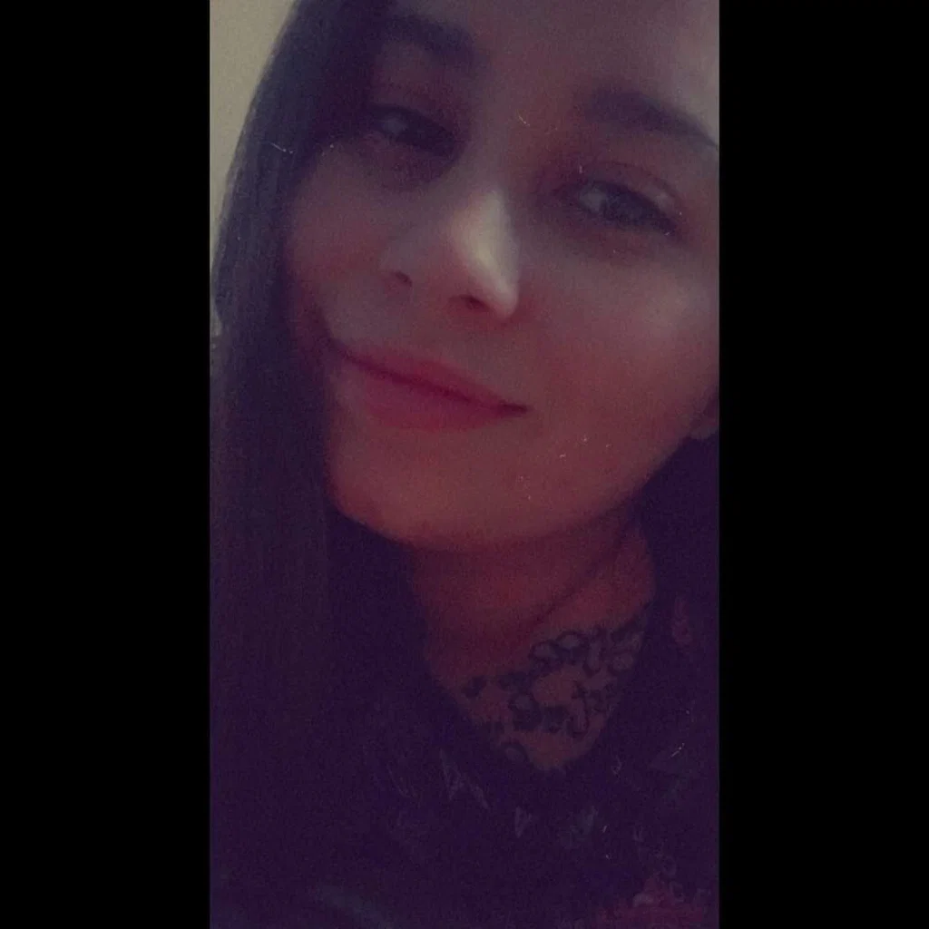 Monica Alvarez's avatar