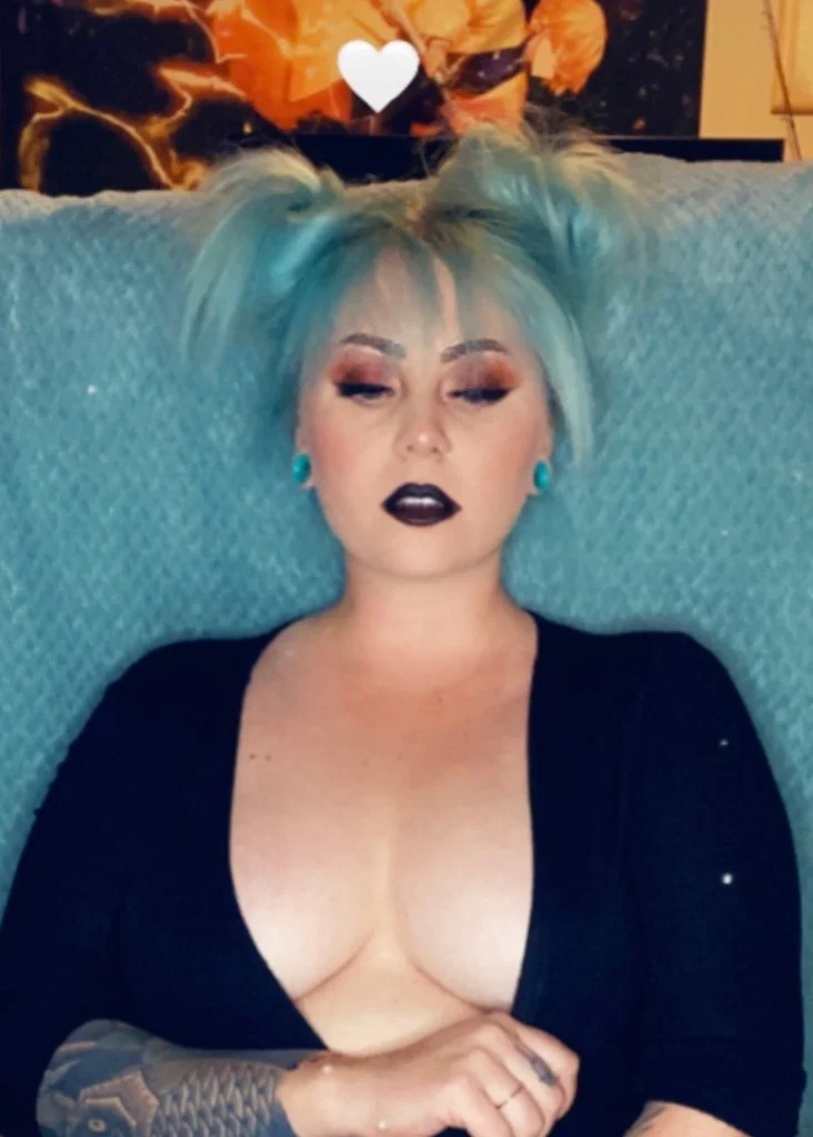 Emma Chaser's avatar