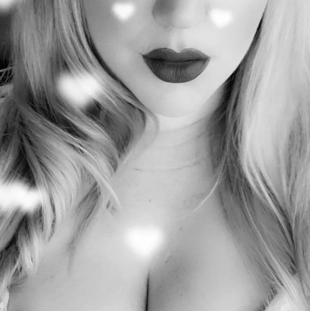 💚🍏🍀 Plus Size Barbbie 💚🍏🍀's avatar