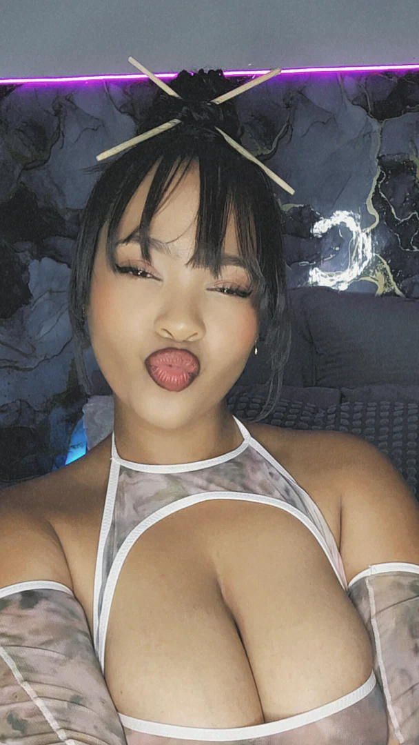 Chun-Li x Lianaxli profile banner