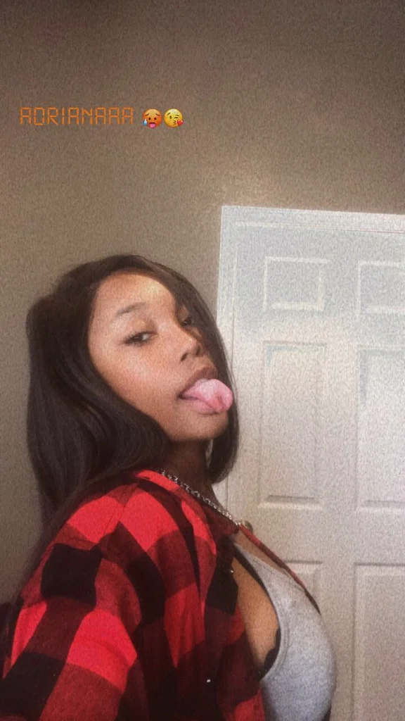 Chanel Deep Throat's avatar