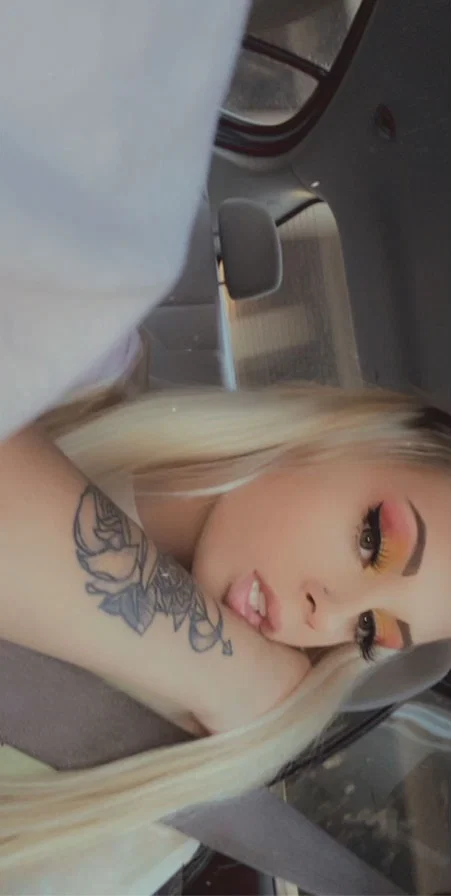 Ev