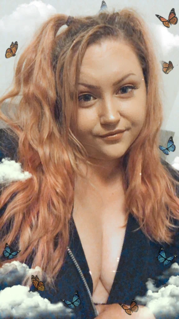 Amber Lavignia's avatar