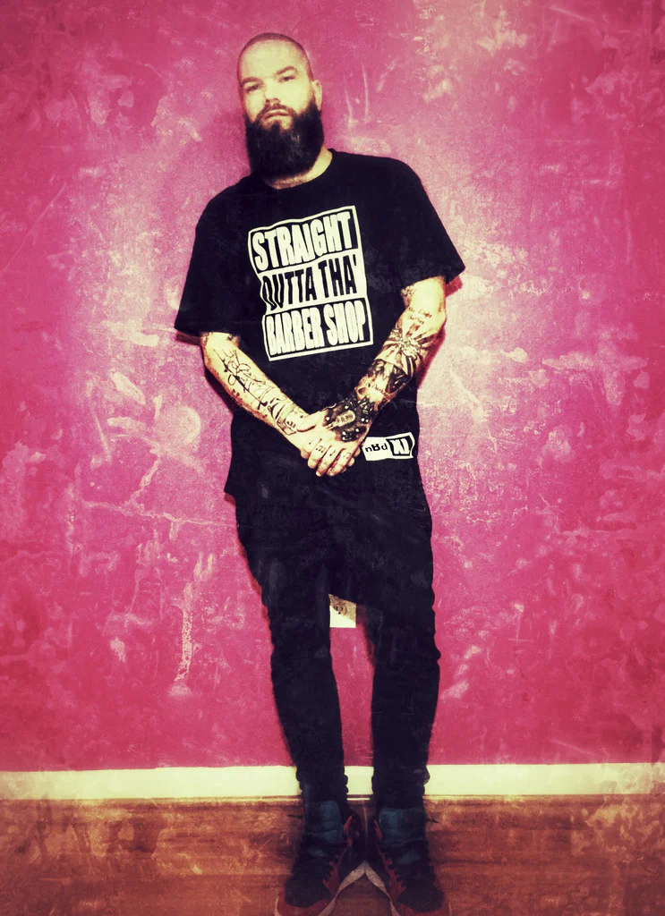 Bearded Massage Therapist's avatar