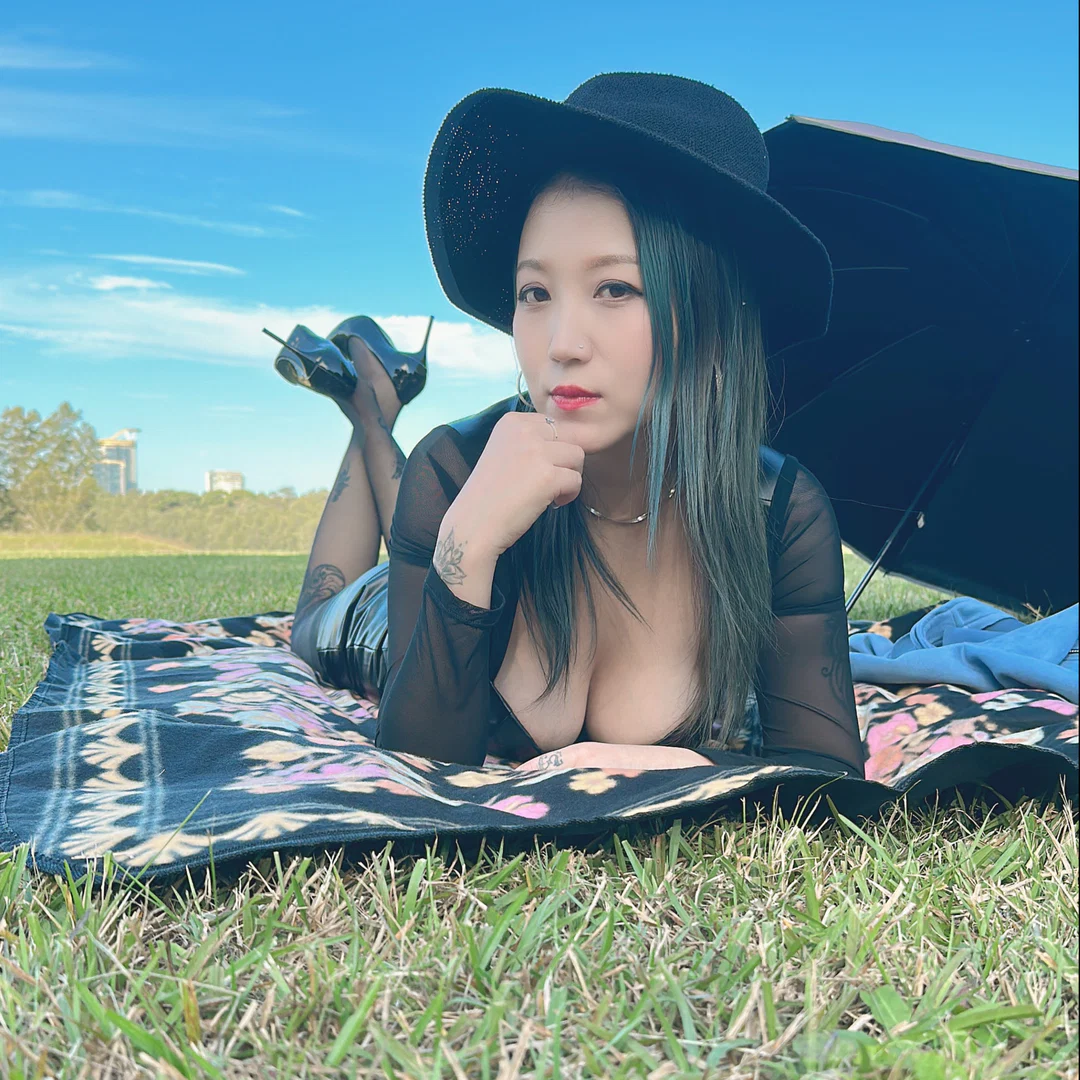 Asian Mistress Jane profile banner