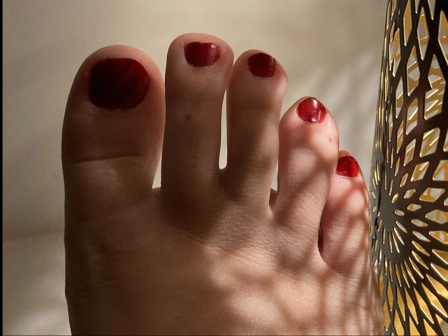Katy Feet profile banner