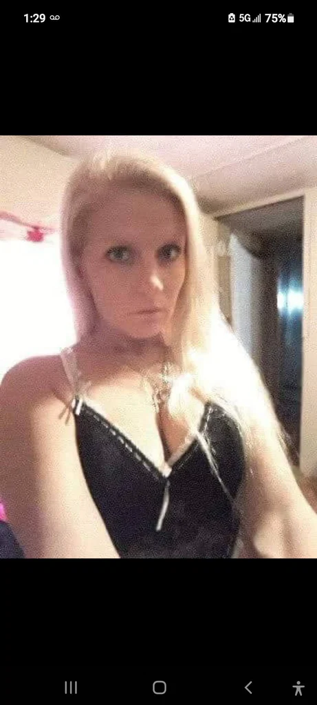 Crystal Cashmere's avatar