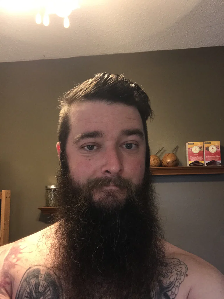 Bearded Canadian's avatar