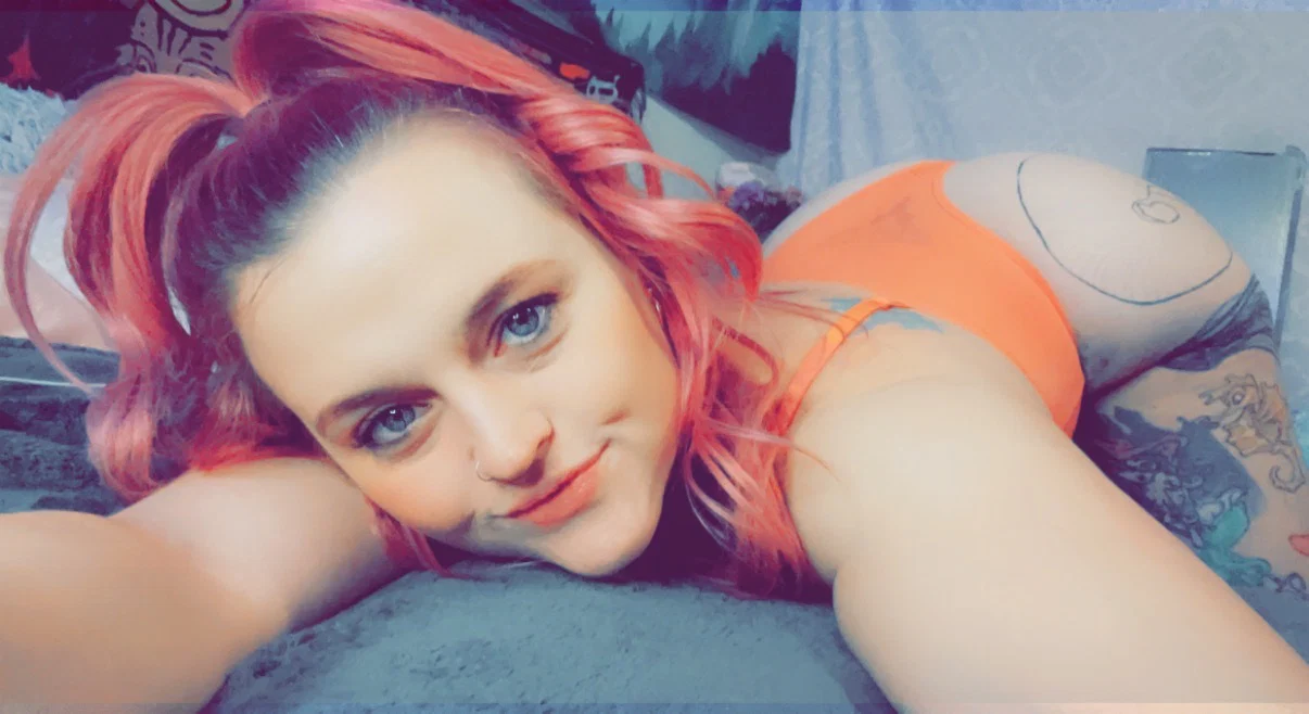 Dannidelish420 profile banner