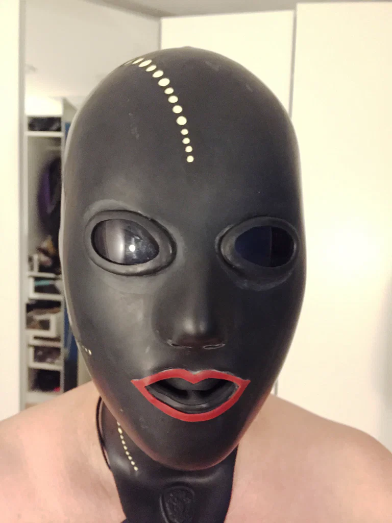 deep_red's avatar