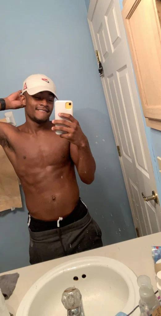 Big Dick Daddy Wise😈's avatar