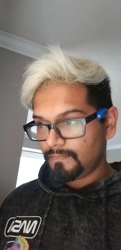 rhysreads's avatar