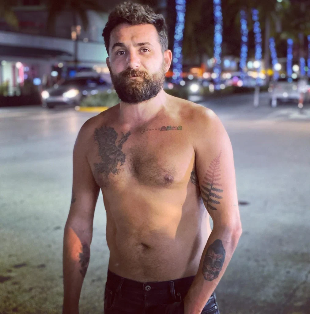 Bearded Brazilian🇧🇷's avatar