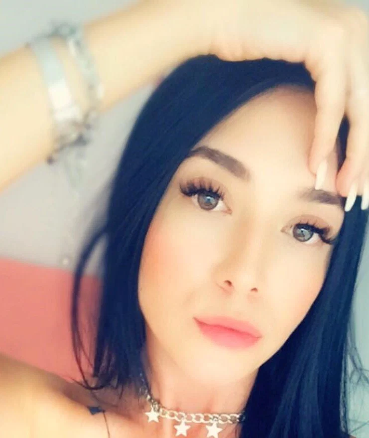 Alejandra's avatar
