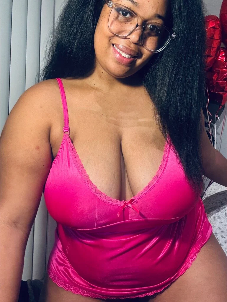 Alexa  Syren's avatar