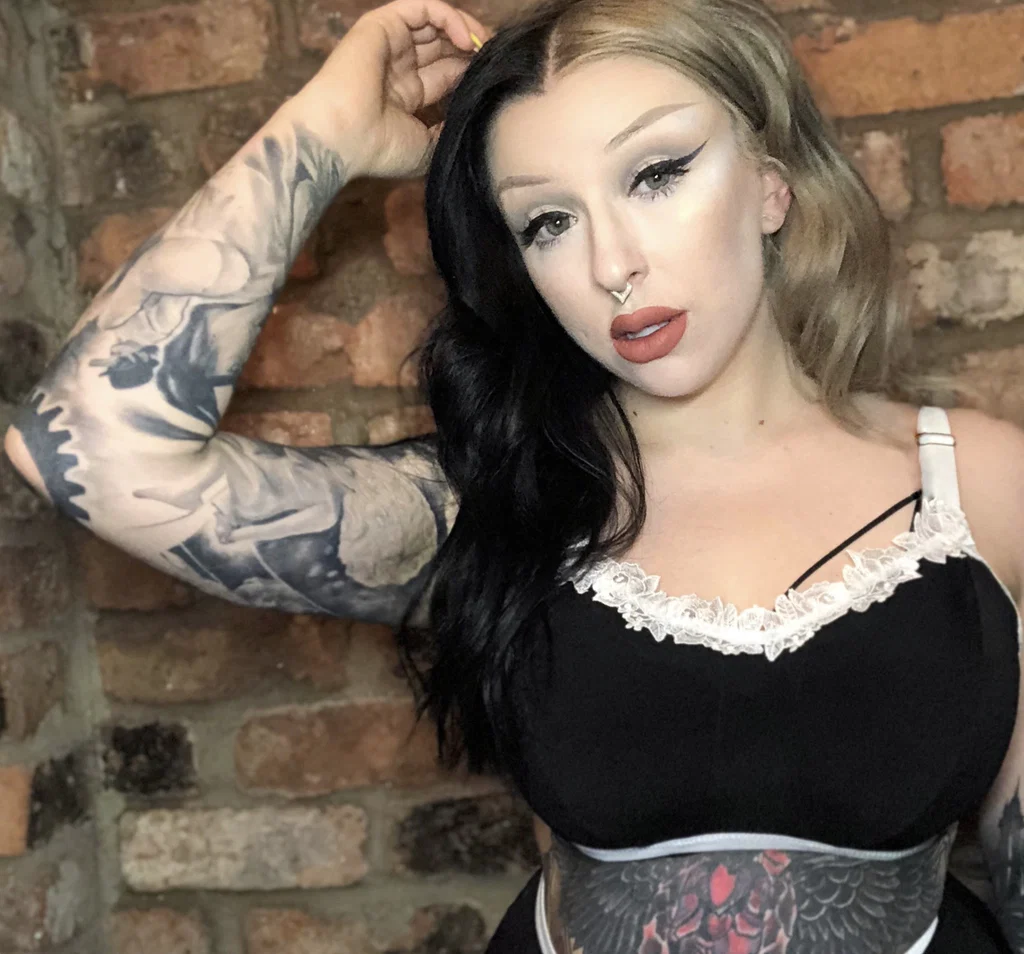 Lana Sophia's avatar