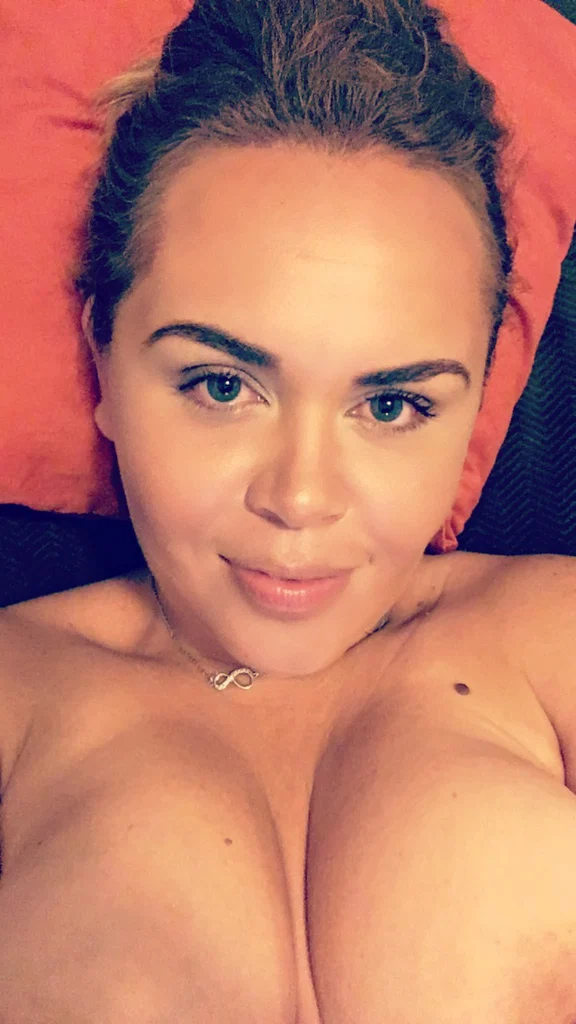 mariana pich's avatar