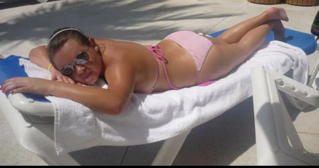 mariana pich profile banner