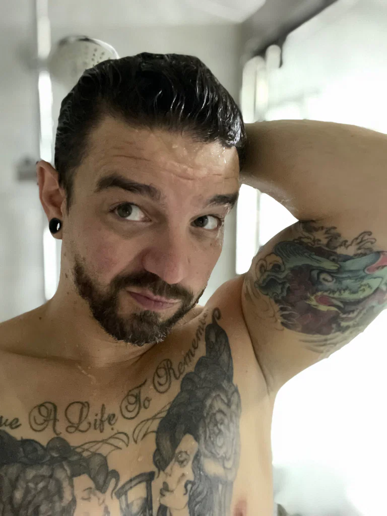 Joey James's avatar