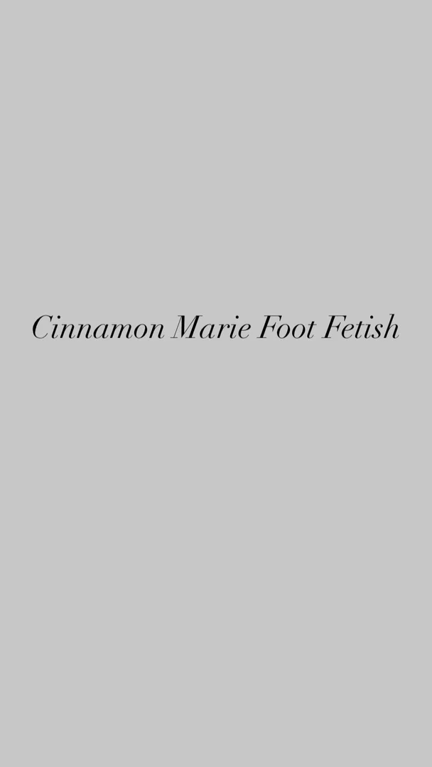 Cinnamon Marie👣 profile banner