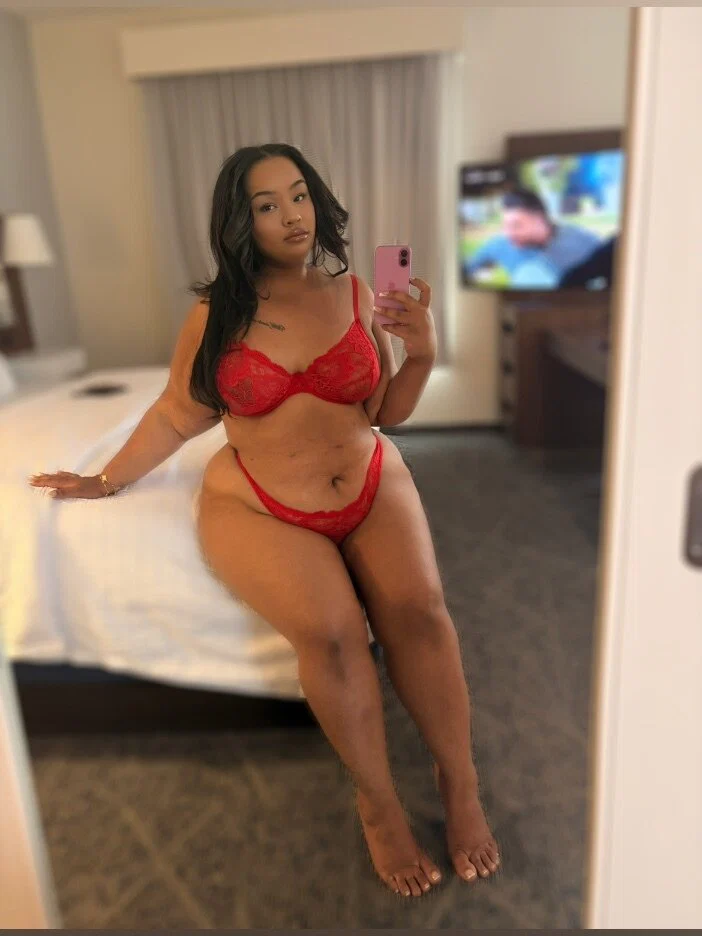 Yasmine Banks's avatar