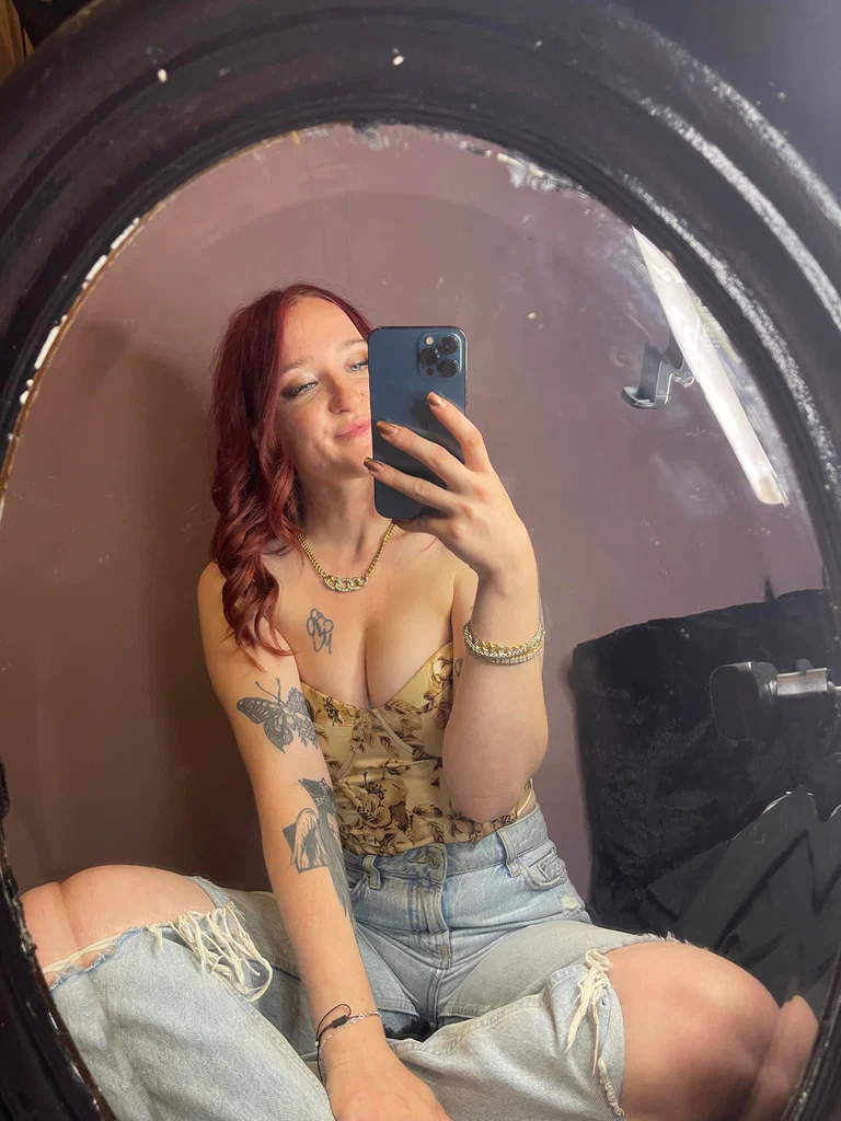 Luna Rose's avatar