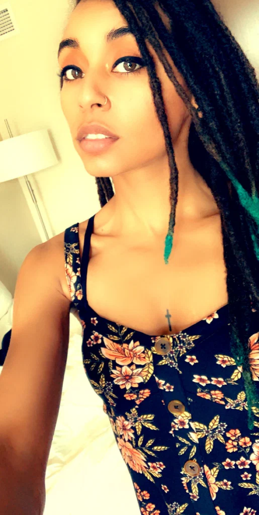Mollyanna's avatar