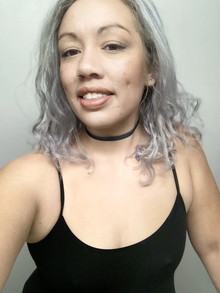 Ellie Zee